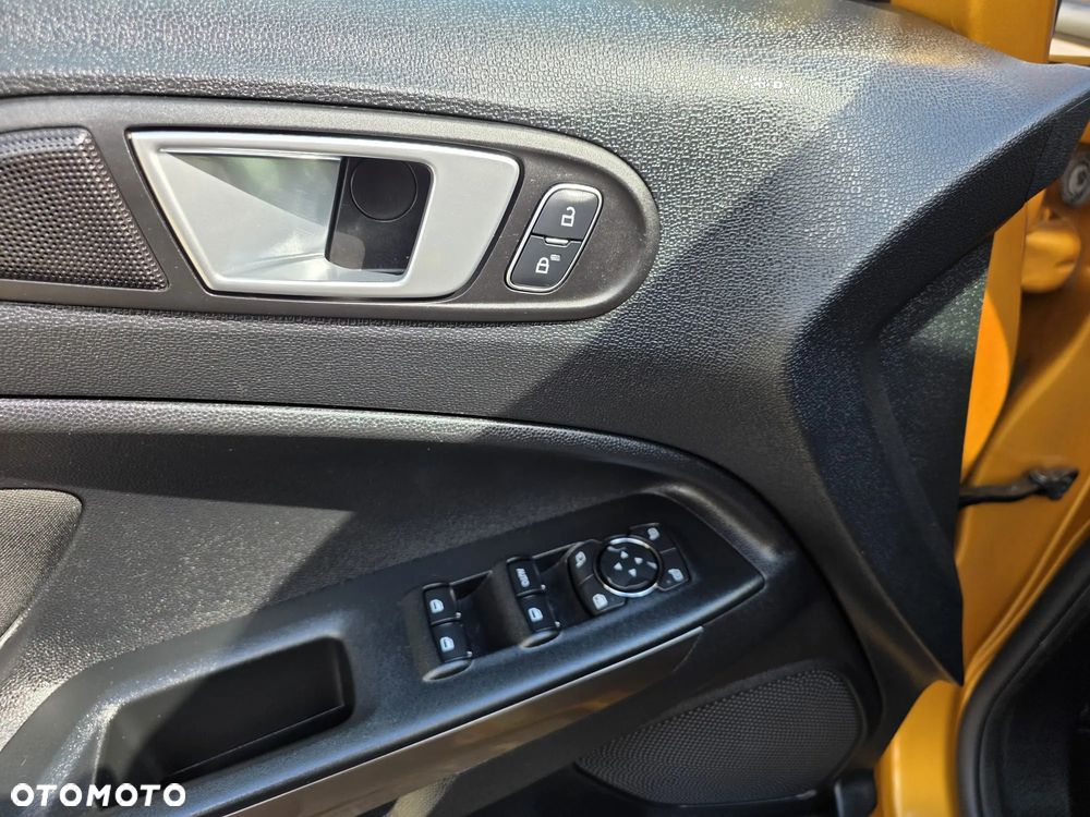 Ford EcoSport 1.0 EcoBoost TREND - 31