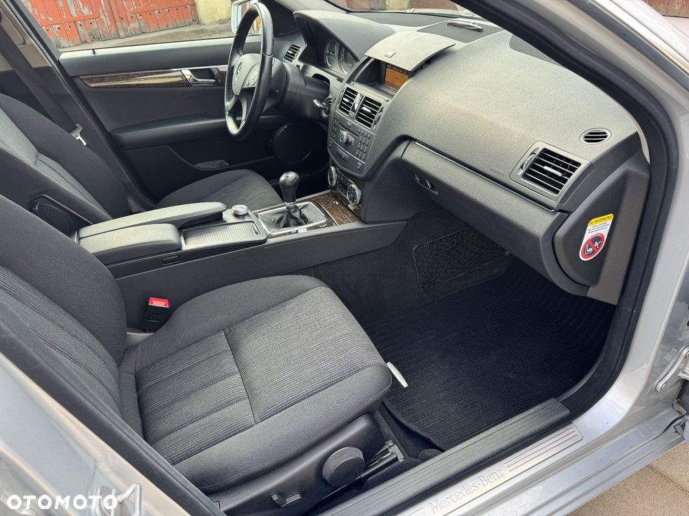 Mercedes-Benz Klasa C 180 Kompressor Elegance - 15