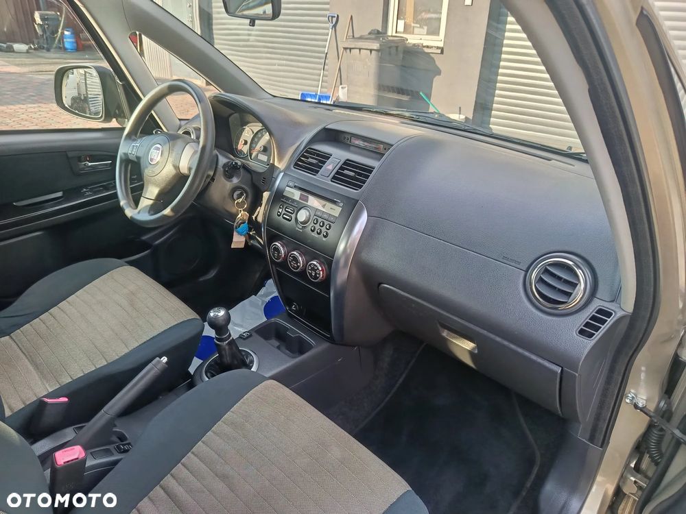 Fiat Sedici 1.6 16V 4x4 Emotion - 15