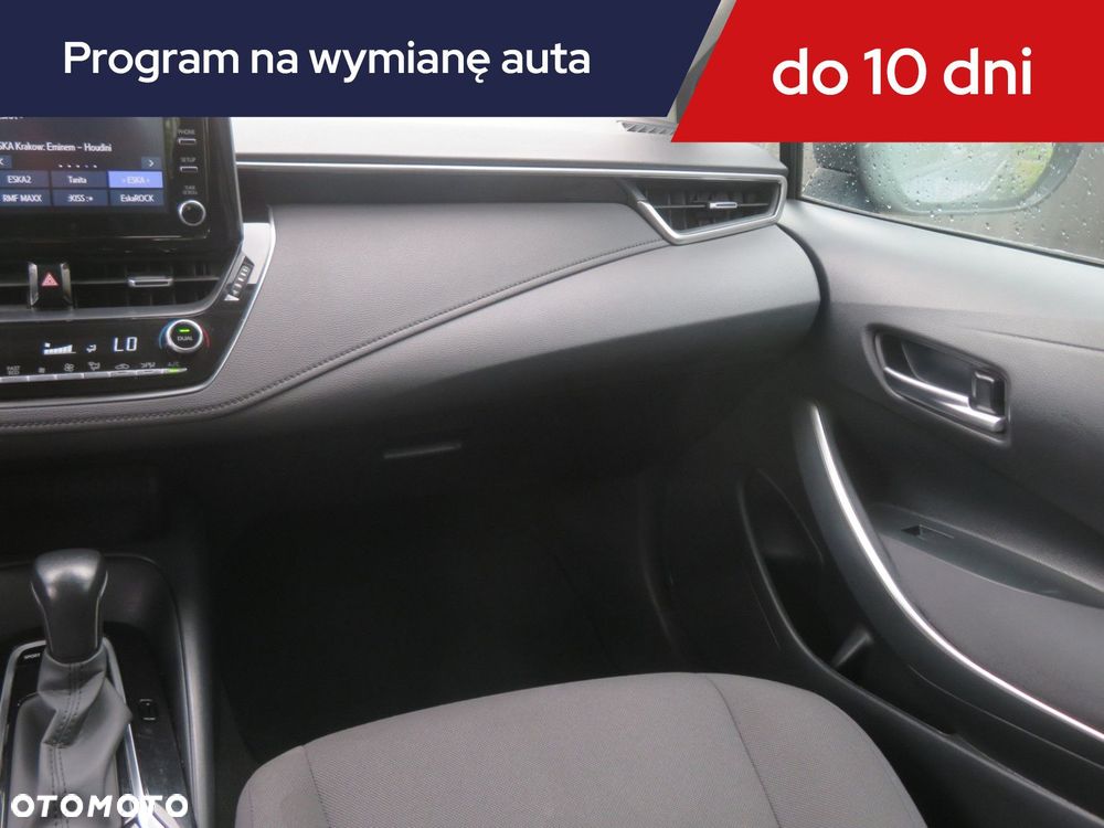 Toyota Corolla - 10