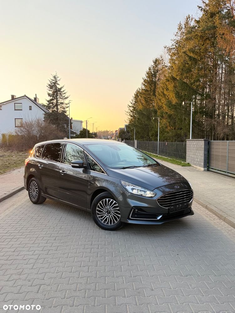 Ford S-Max 2.0 EcoBlue Titanium - 1