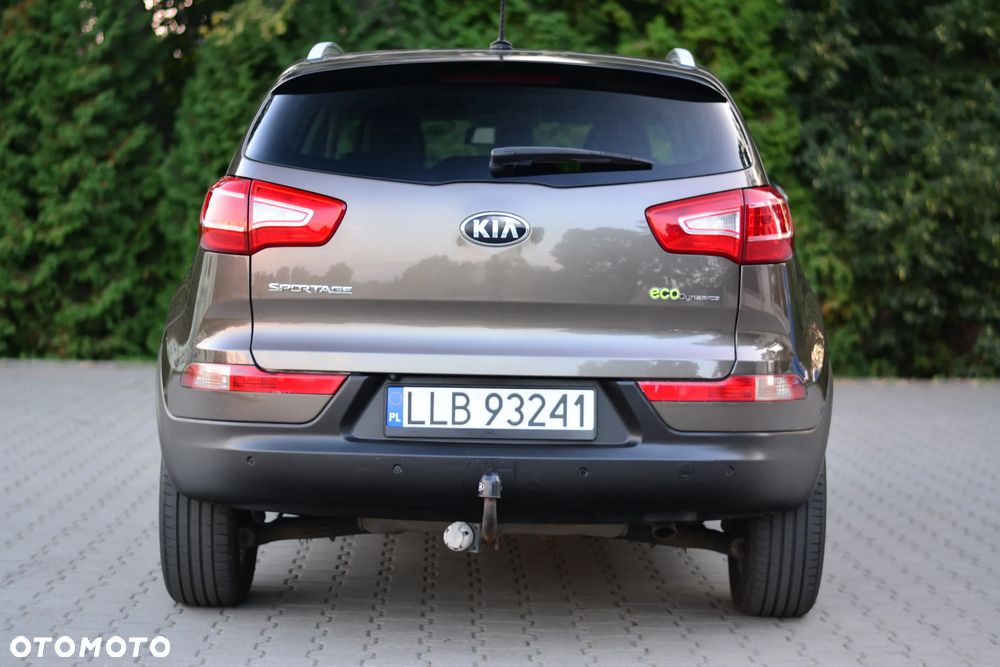Kia Sportage 1.7 CRDI 2WD ISG Dream-Team Edition - 12
