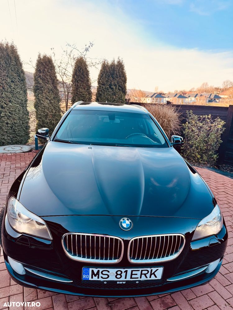 BMW Seria 5 520d Touring - 3