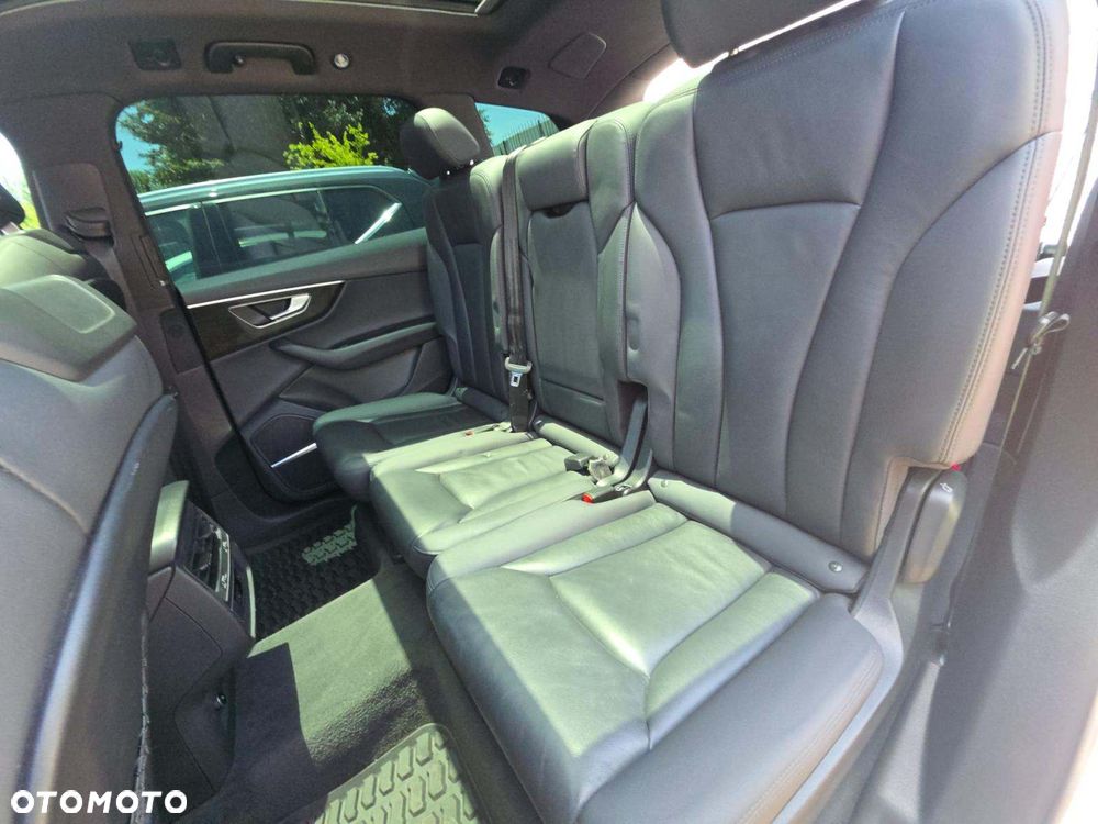 Audi Q7 3.0 TFSI Quattro Tiptronic - 8