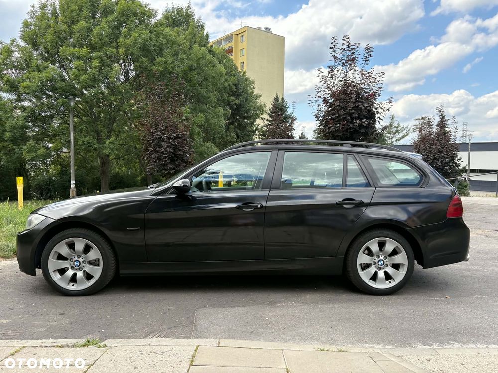 BMW Seria 3 318i - 8
