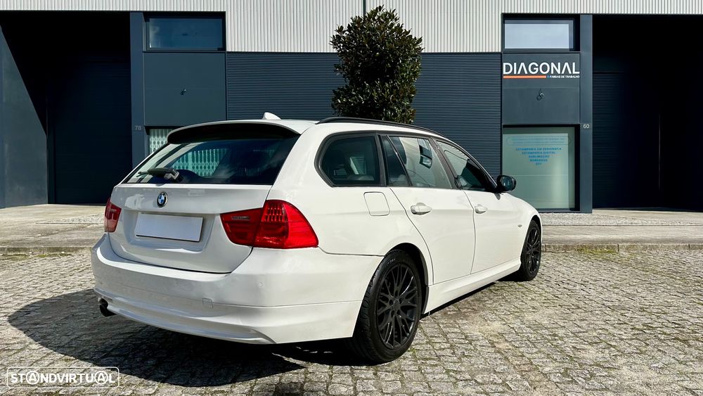 BMW 320 d - 1