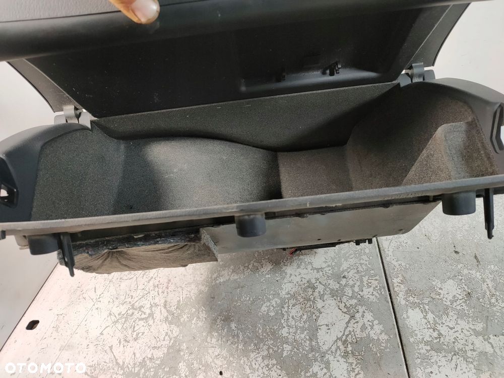 schowek pasażera audi a4 b6 czarny soul - 3