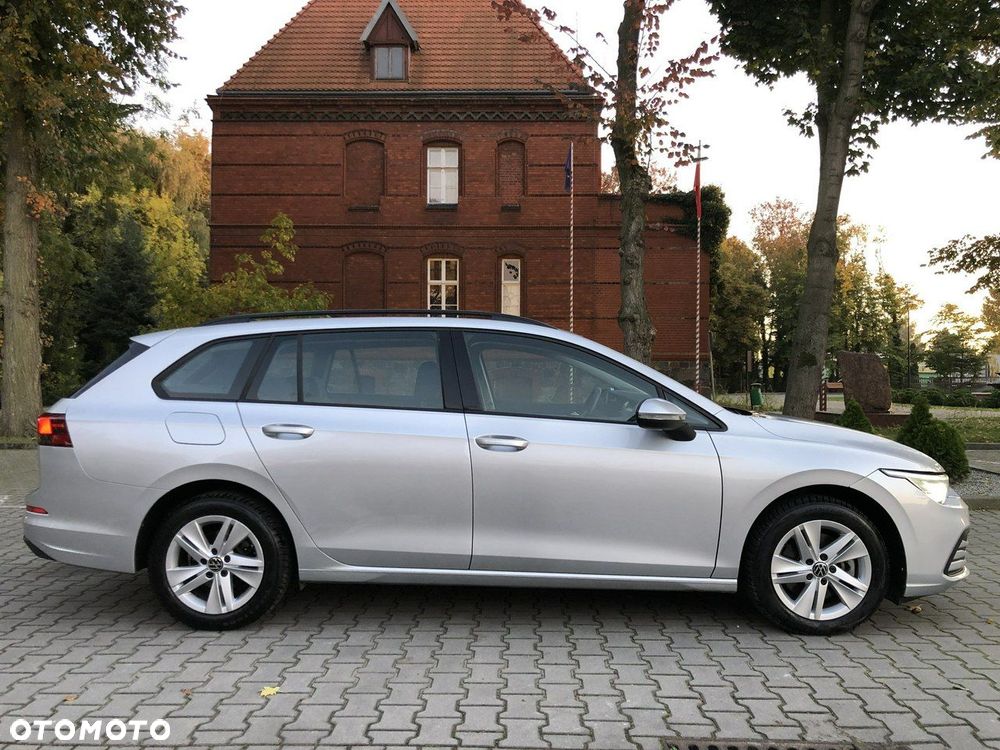 Volkswagen Golf - 5