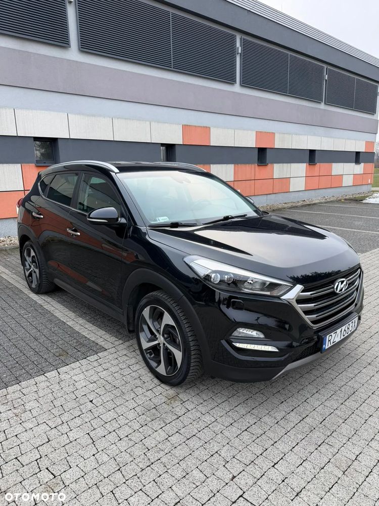 Hyundai Tucson 2.0 CRDI BlueDrive Style 2WD - 2