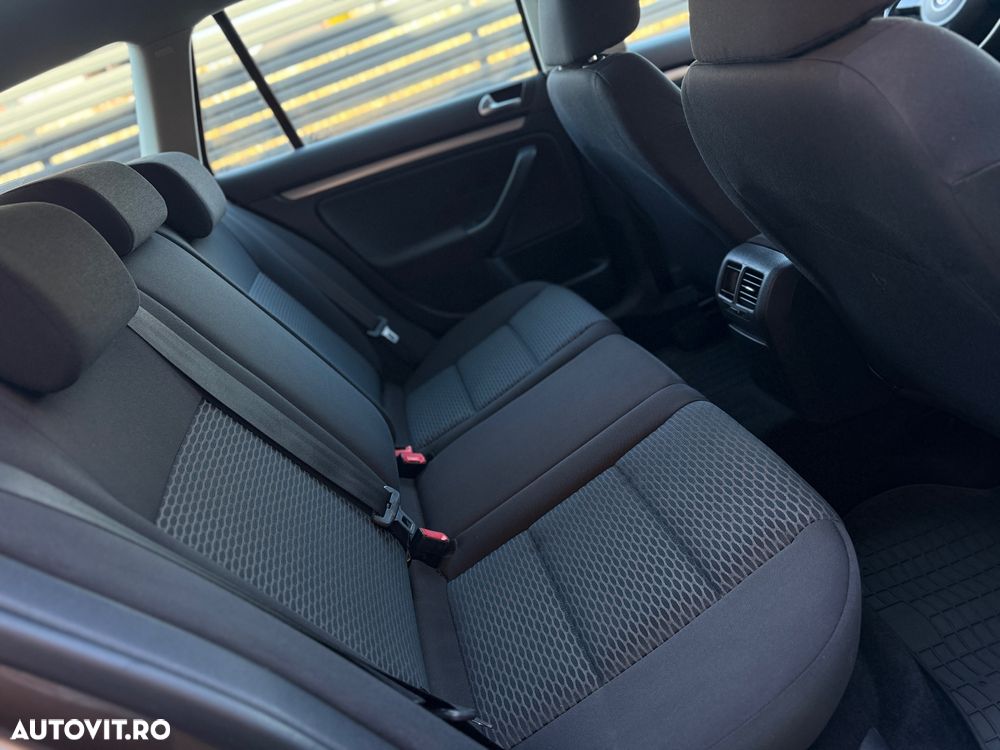 Volkswagen Golf 1.2 TSI BlueMotion Technology MATCH - 8