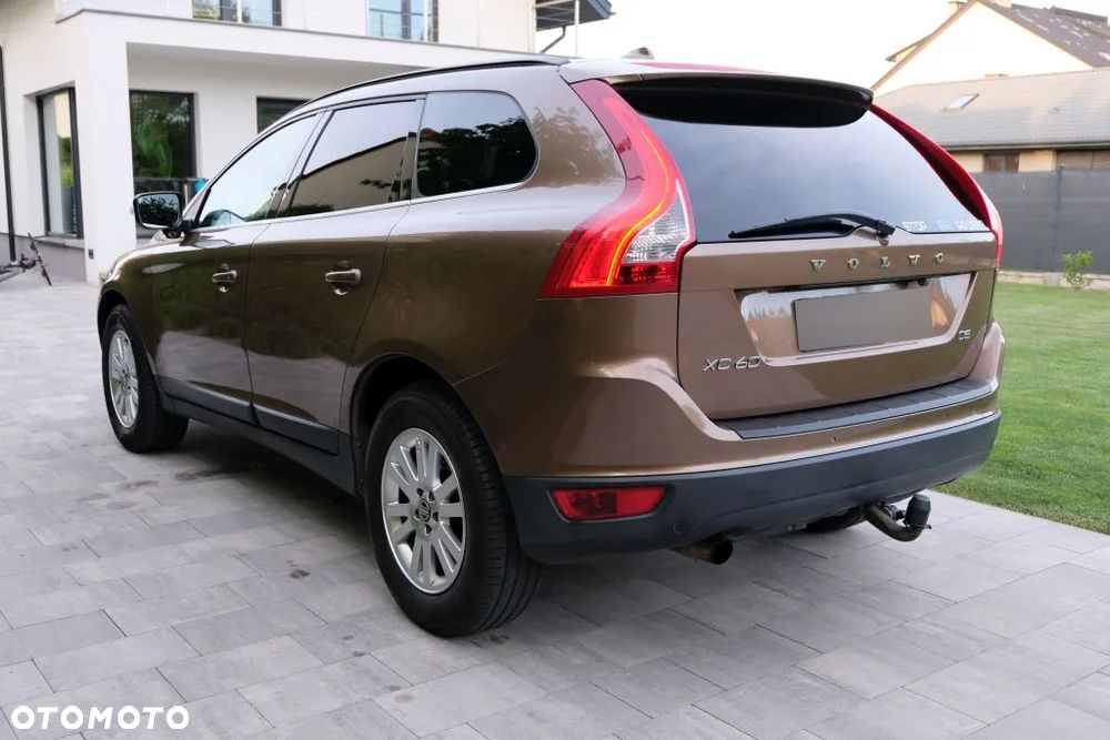 Volvo XC 60 2.4D DRIVe Momentum - 5