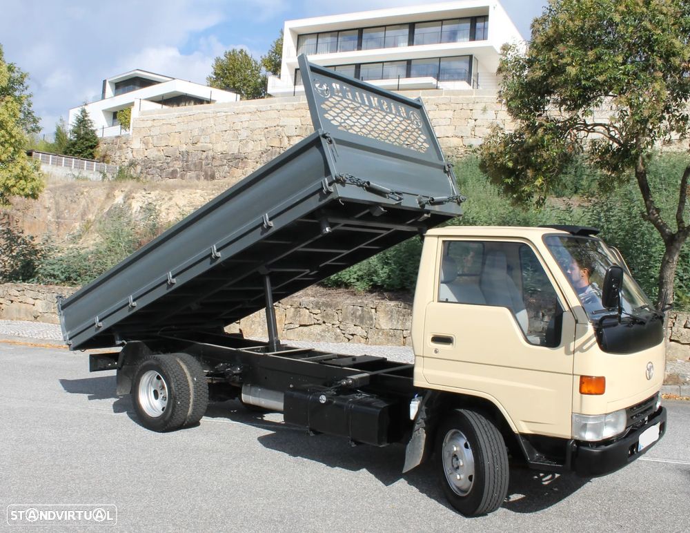 Toyota Dyna 280 - 24
