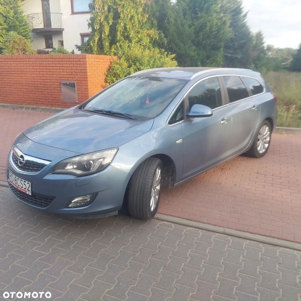 Opel Astra IV 1.4 Essentia - 1