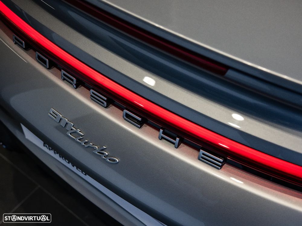Porsche 911 (992) Turbo PDK - 22
