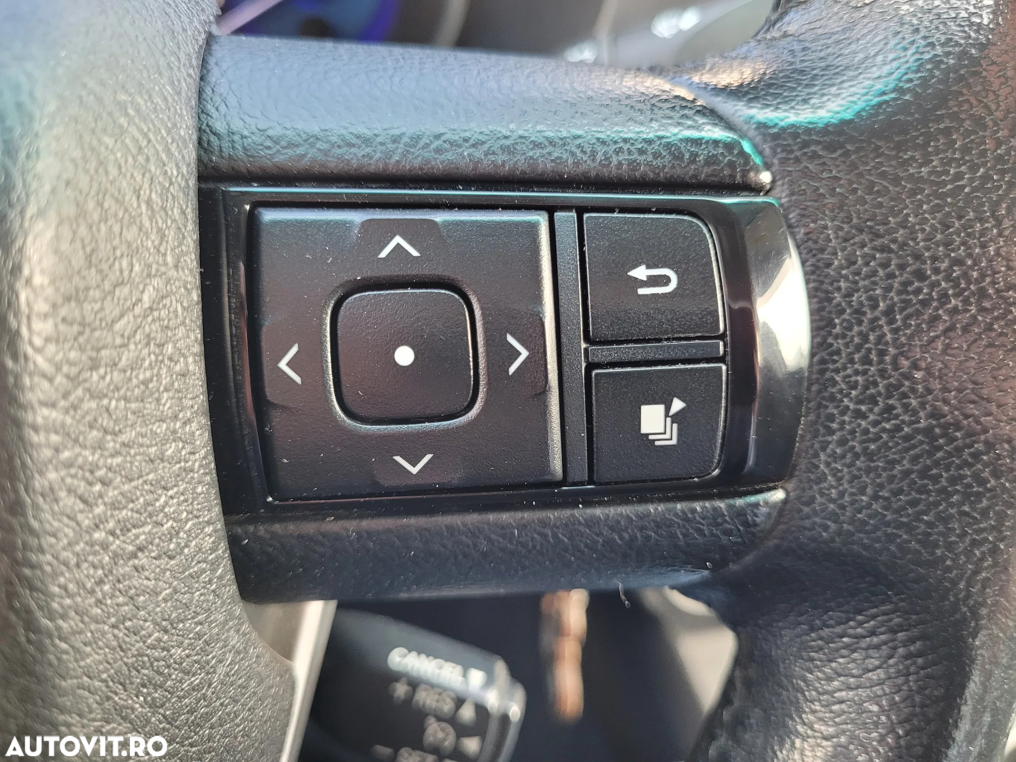Toyota Hilux 4x4 Double Cab A/T Style - 23