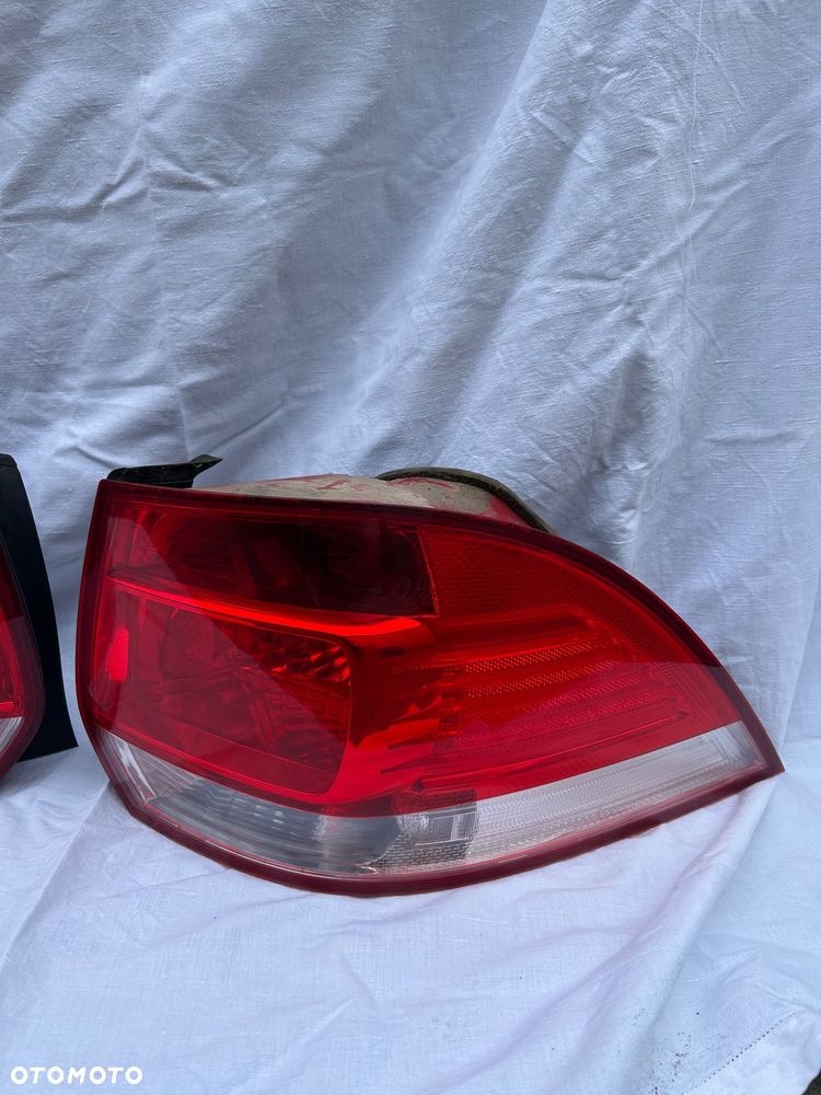 Komplet lamp tylnych VW Golf V kombi oryginał Europa - 2