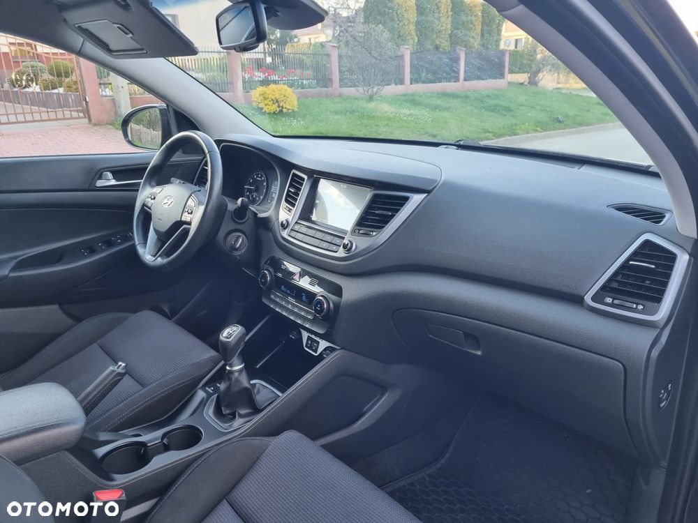 Hyundai Tucson blue 1.6 GDi 2WD Navi - 6