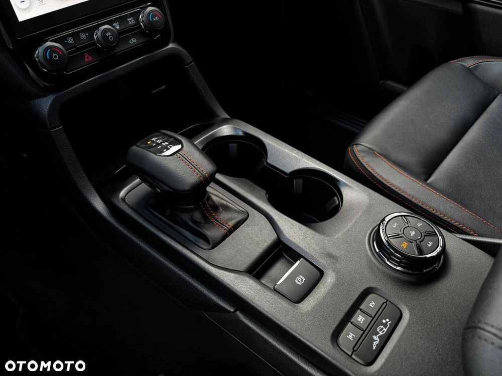 Ford Ranger - 25