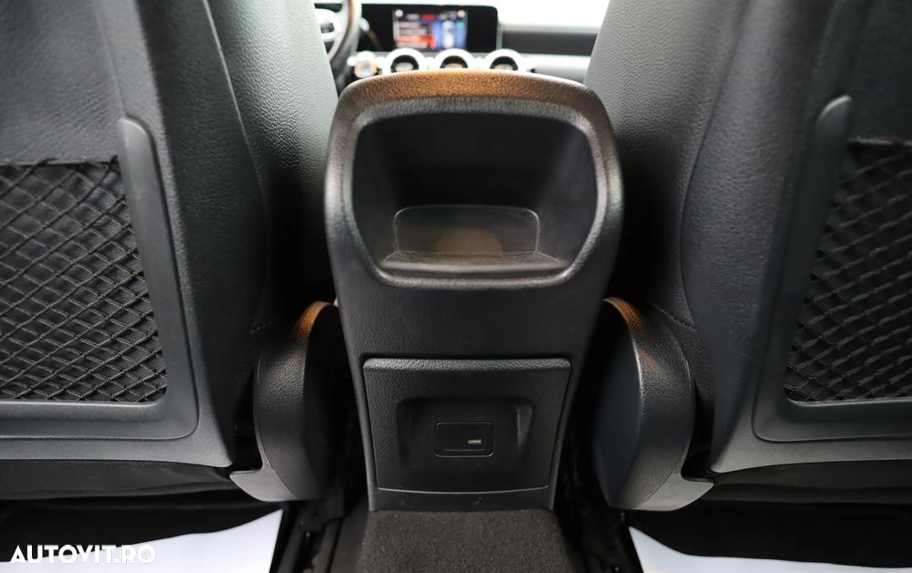 Mercedes-Benz A - 24