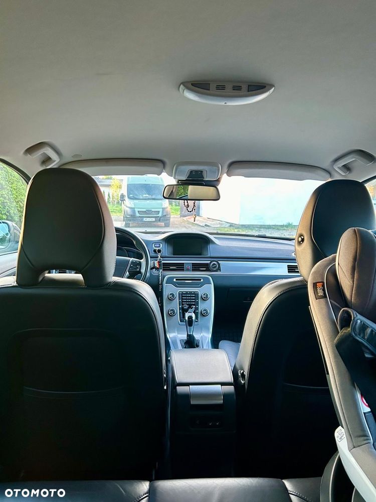 Volvo V70 D4 Momentum - 15