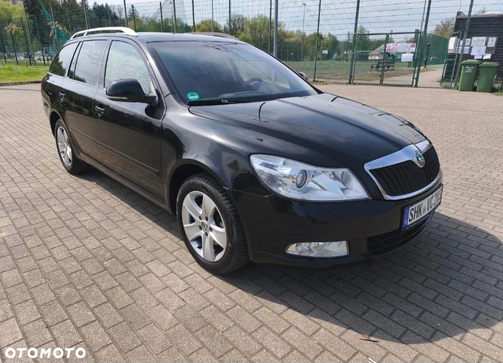 Skoda Octavia 2.0 TDI DSG Elegance - 2