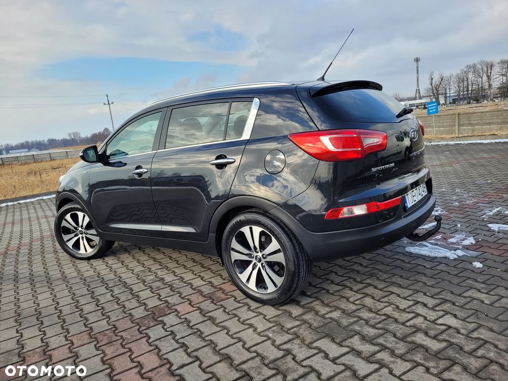 Kia Sportage 2.0 CRDI 4WD Spirit - 11