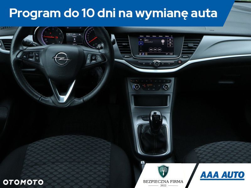 Opel Astra - 9