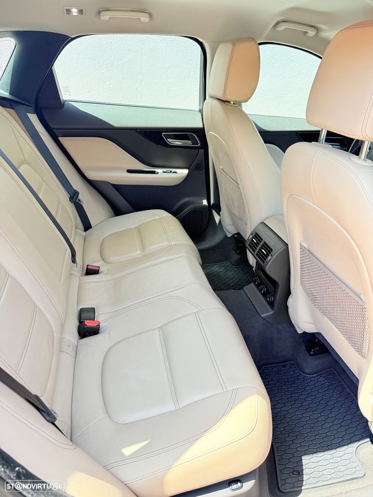Jaguar F-Pace 20d AWD Aut. Prestige - 17