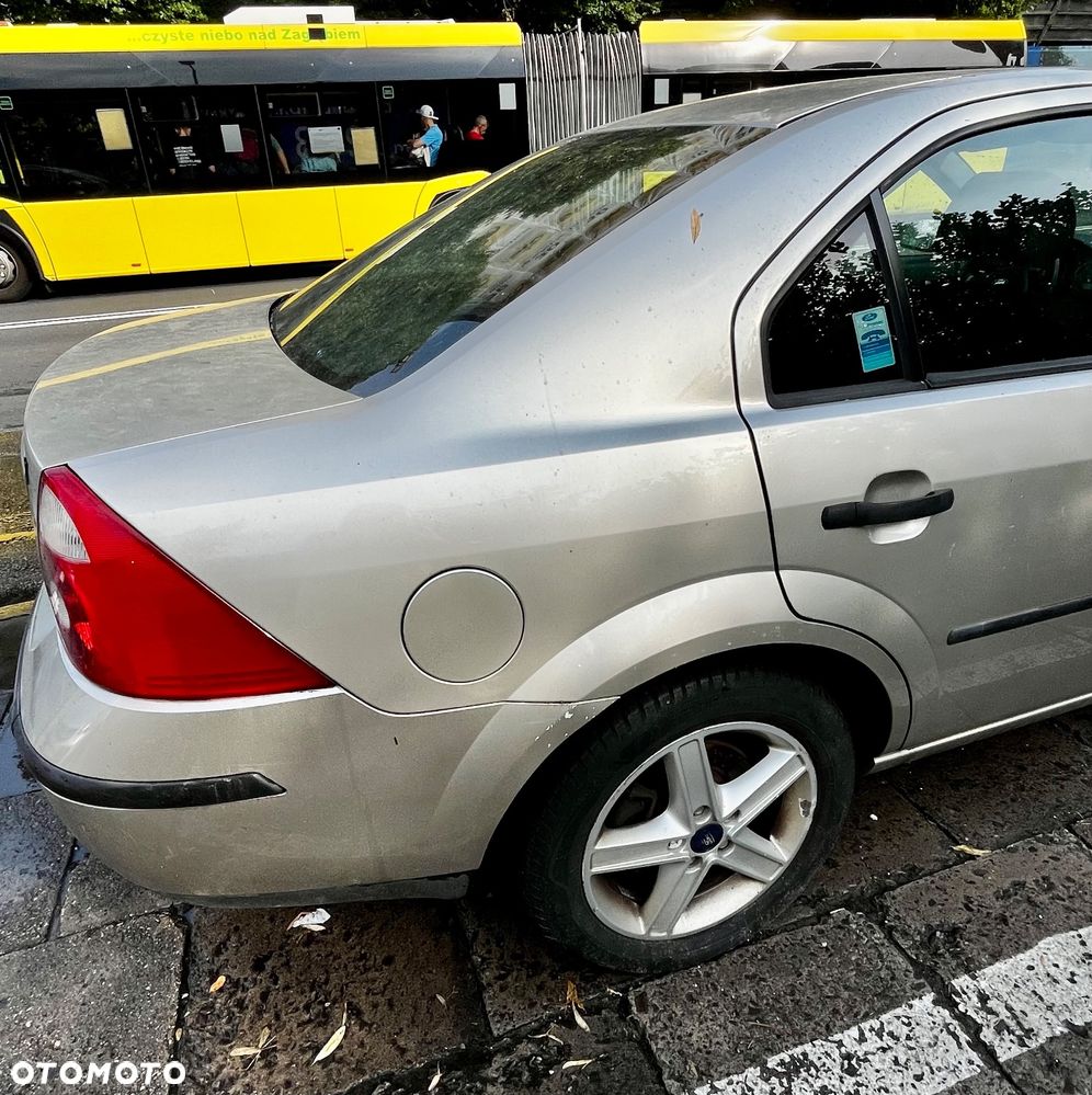 Ford Mondeo 1.8 X - 7