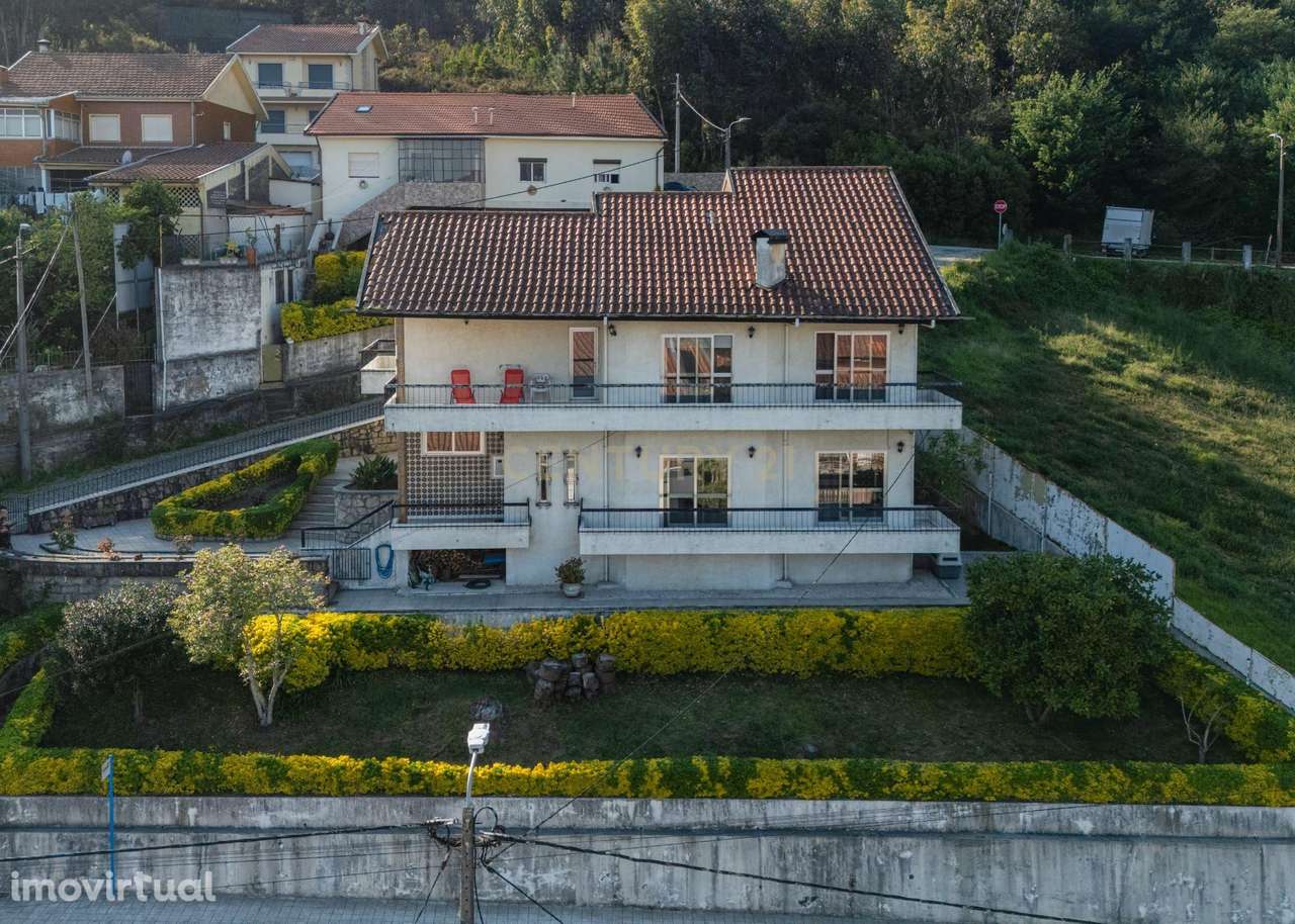 Excelente moradia T3 situada em São Pedro da Cova, Gondomar - Grande imagem: 3/59