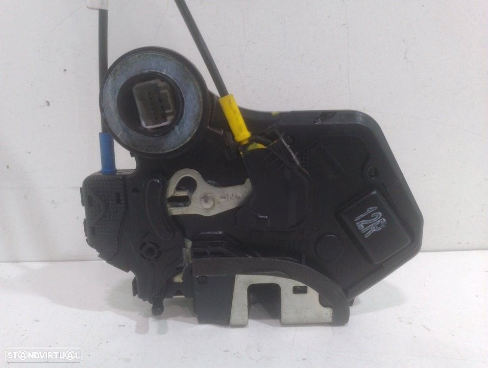 FECHADURA PORTA TRASEIRA DIREITA TOYOTA COROLLA VERSO 2006 - 4