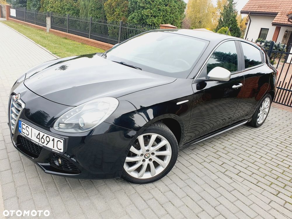 Alfa Romeo Giulietta 2011 photo 5