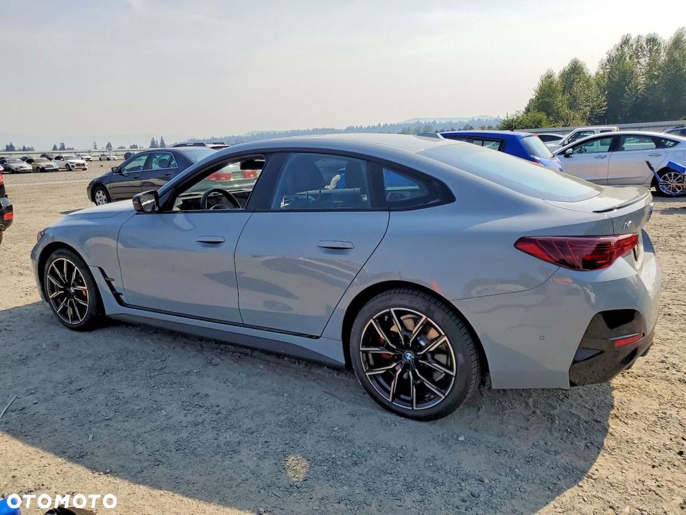 BMW i4 - 4