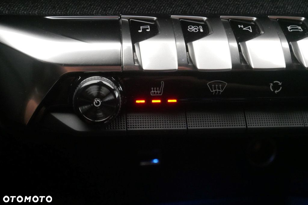 Peugeot 5008 - 23