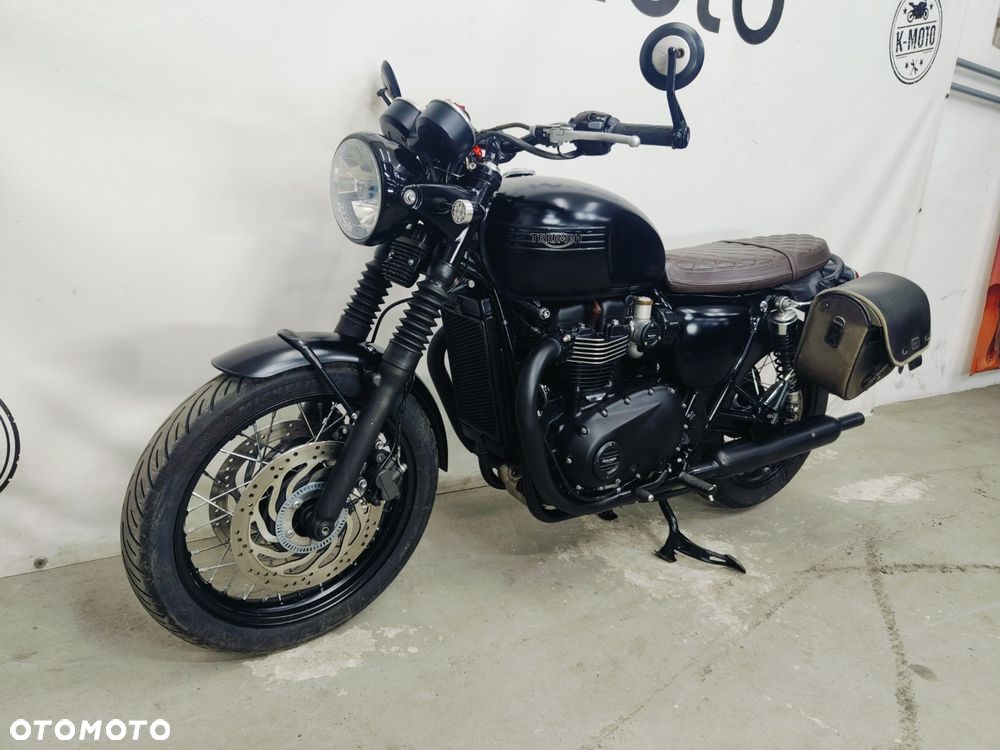 Triumph Bonneville - 19