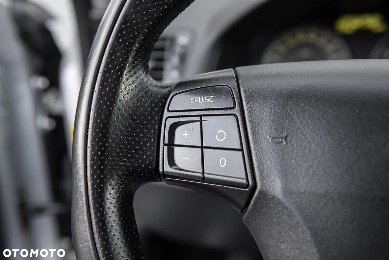 Volvo V50 - 20