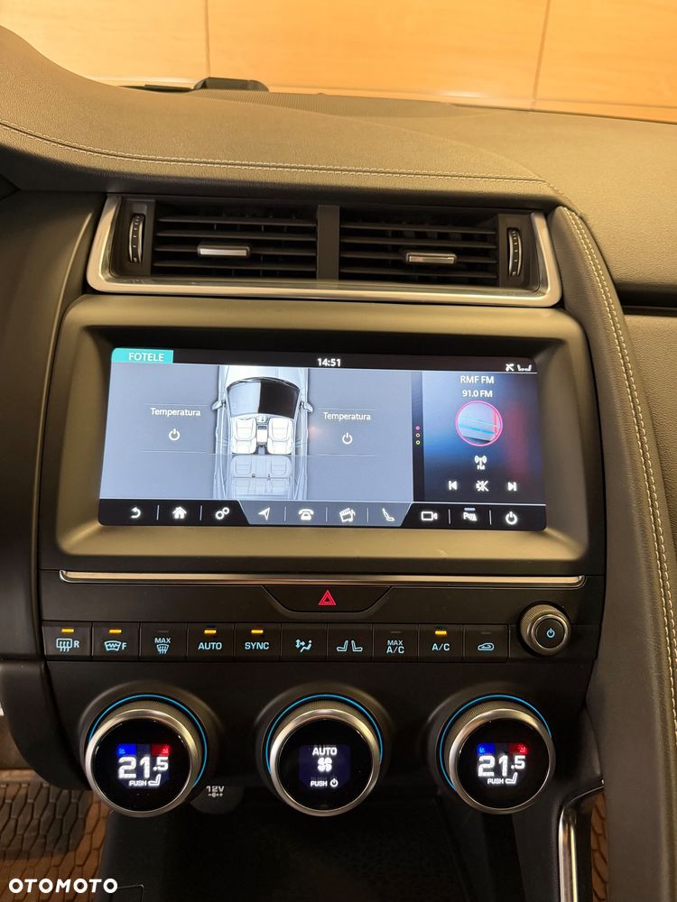 Jaguar E-Pace 2.0 i4P AWD R-Dynamic - 20