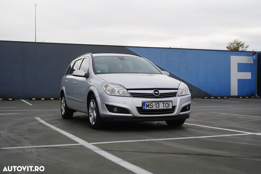 Opel Astra - 2