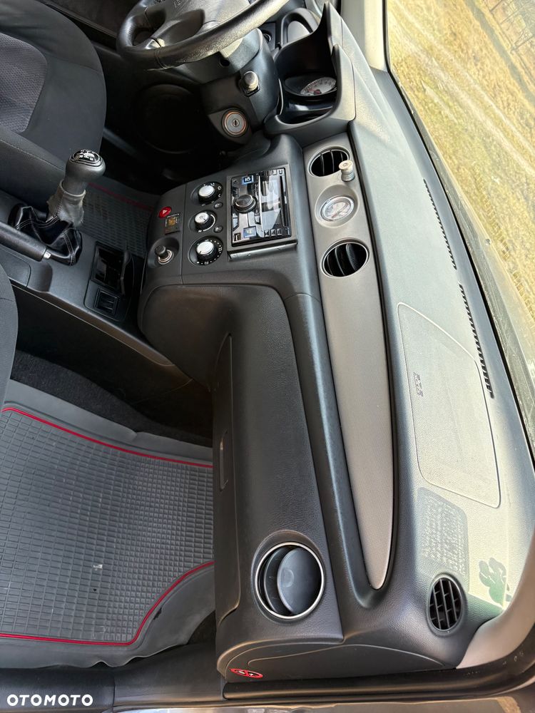 Mitsubishi Outlander 2.0 Sport 4WD - 22