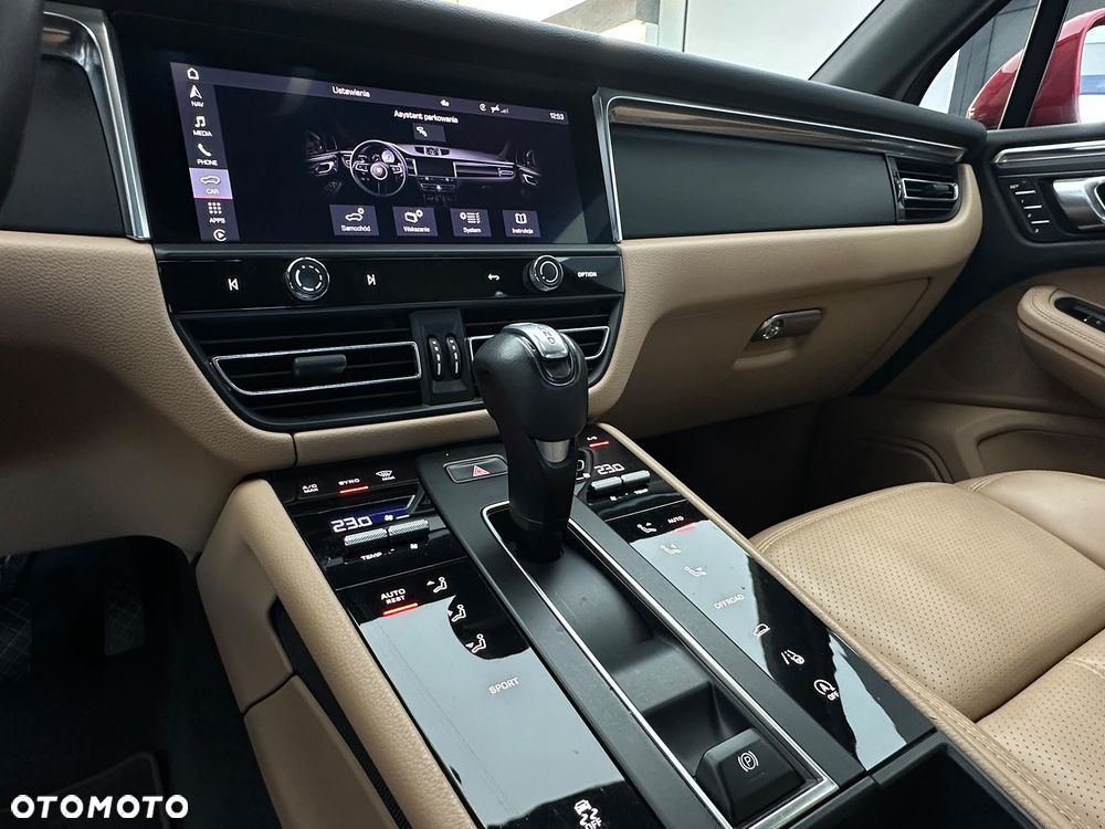 Porsche Macan Standard - 15