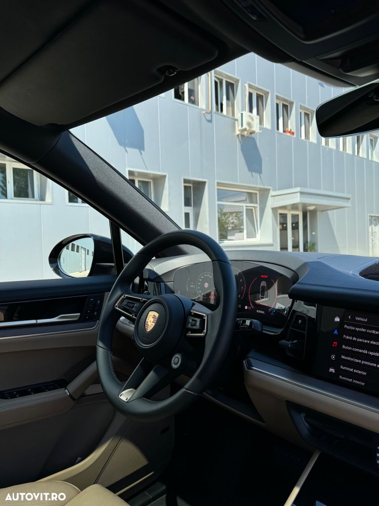 Porsche Cayenne Coupe Black Edition - 37