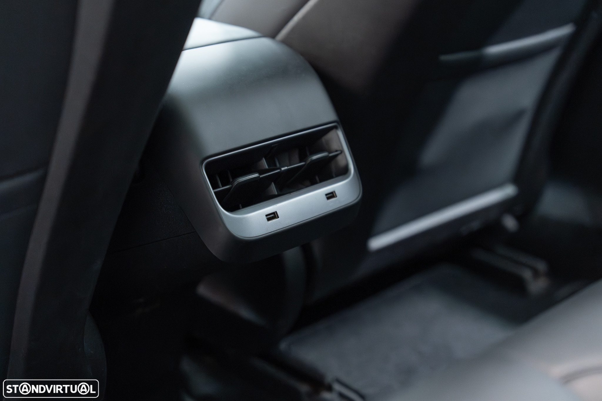 Tesla Model 3 Long-Range Dual Motor AWD - 41