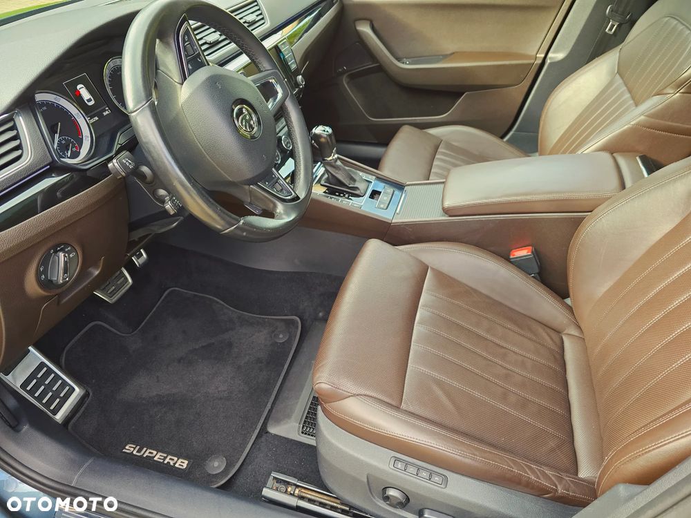 Skoda Superb 2.0 TDI DSG L&K - 4