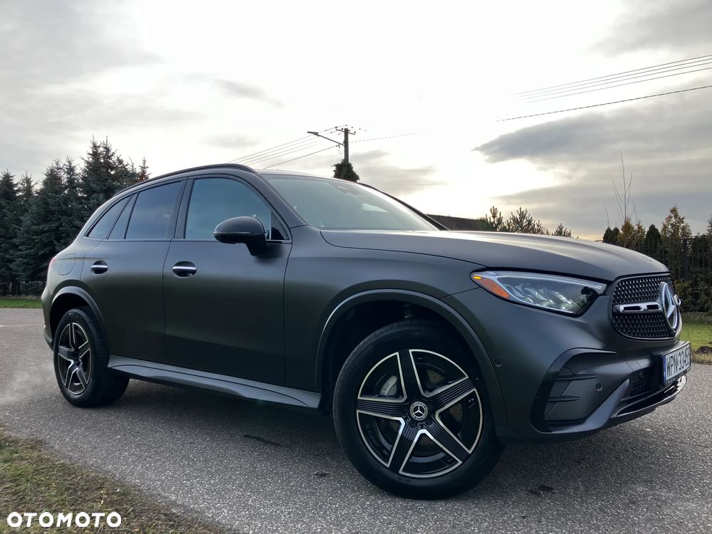 Mercedes-Benz GLC - 1