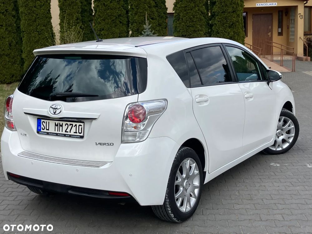 Toyota Verso 1.8 Sol - 12