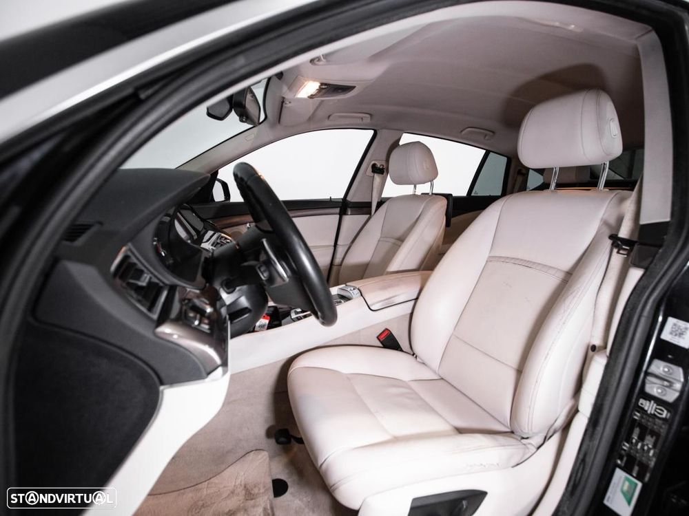 BMW 520 Gran Turismo - 9