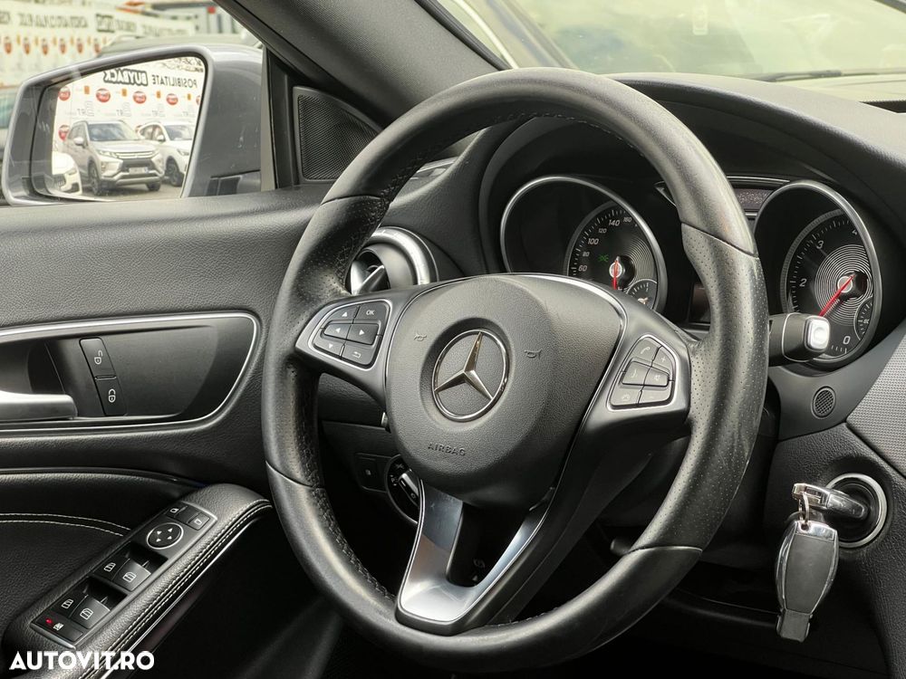 Mercedes-Benz CLA - 9