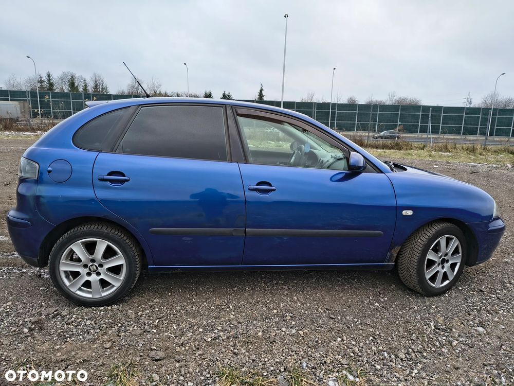Seat Ibiza 1.4 16V Signo - 8