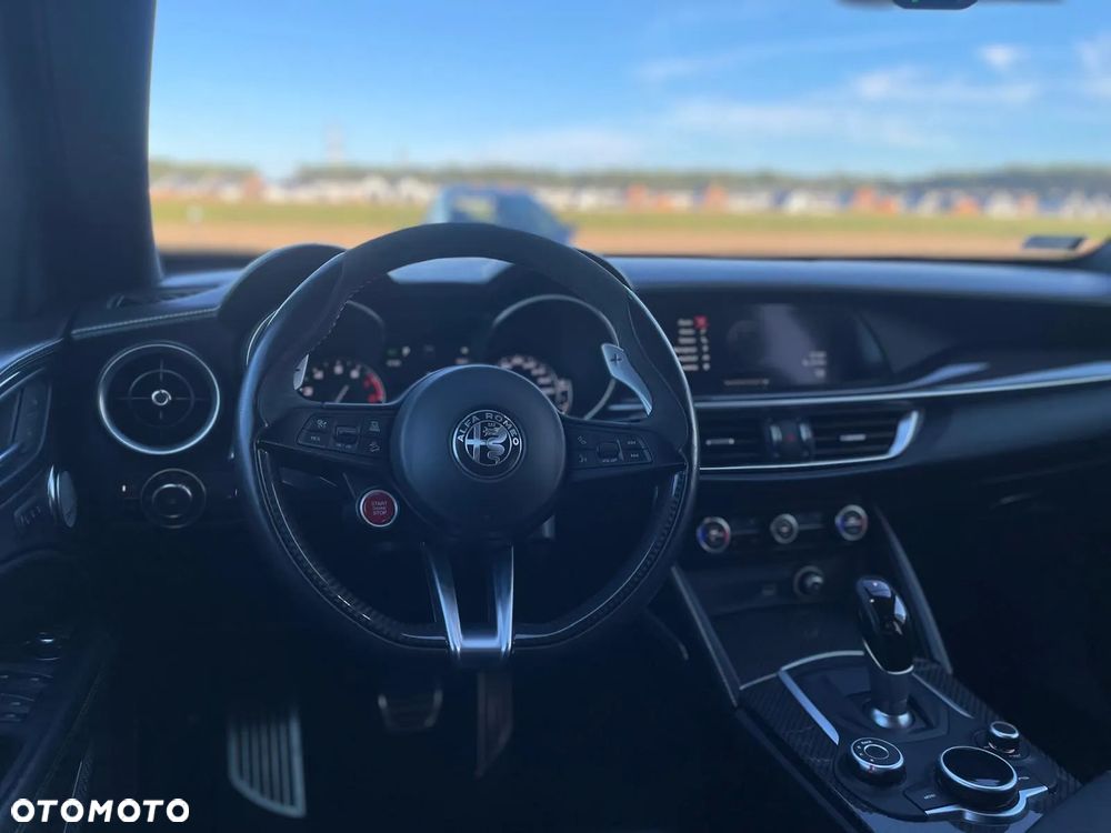 Alfa Romeo Stelvio 2.9 V6 Bi-Turbo Quadrifoglio Q4 - 23