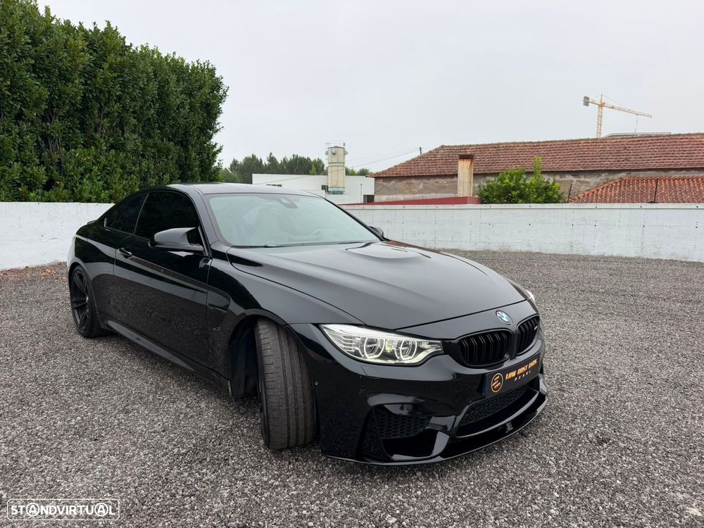 BMW M4 Auto - 3